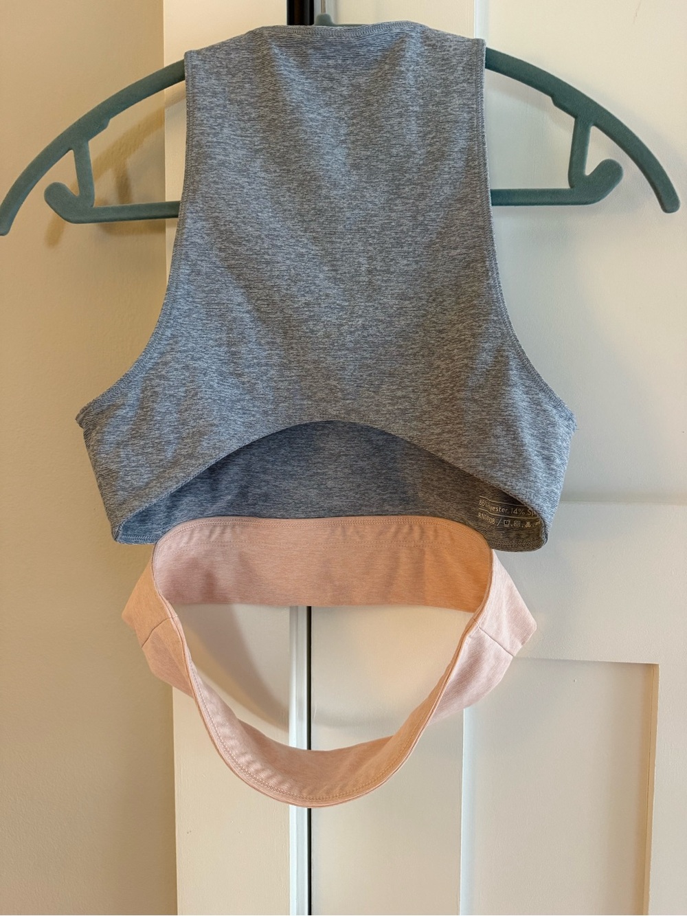 Outdoor Voices Tri-Tone Slashback Tank Workout Yoga Top Blue/Gray/Peach S NWOT - Picture 4 of 8